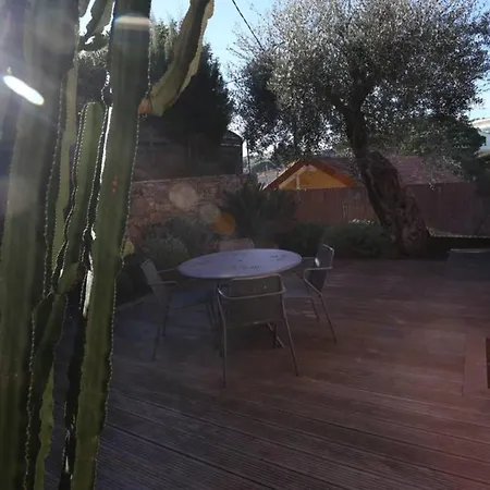 Vakantiehuis Stunning House In For 4 With Nice Terrace Cannes
